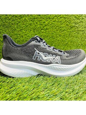 Hoka One One Mach 6 Womens Size 8 Black White Athletic Running Shoes Sneakers